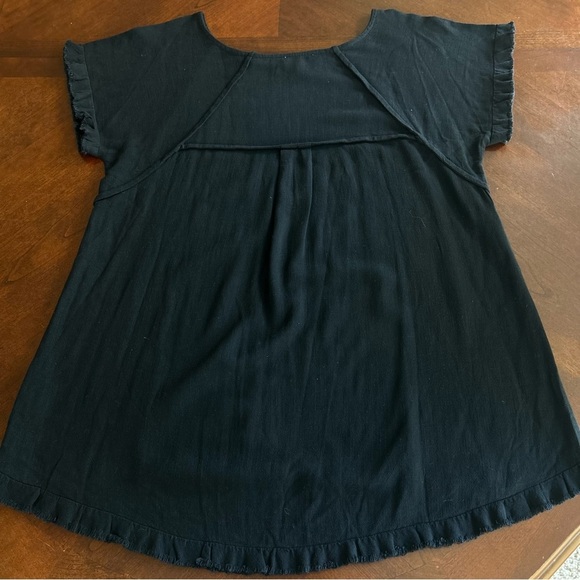 Umgee | Pintuck High-Low Frayed Hem Linen Tunic Top - Picture 12 of 14